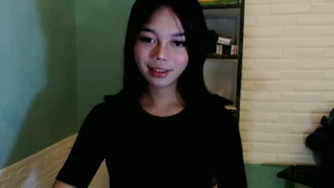 Snapshot of lovely_thea_xoxo chatting on 19, 6, 2026 Thea online show from 19, 6, 2026