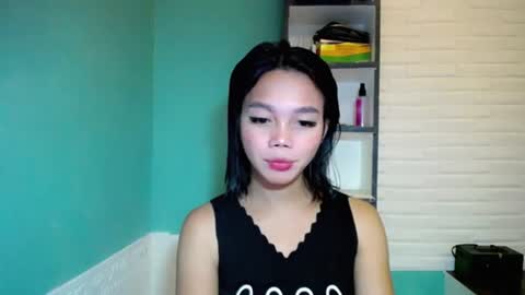 Snapshot of lovely_thea_xoxo chatting on 28, 7, 2026 Thea online show from 28, 7, 2026