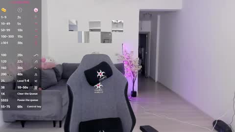 lovelybianca_ online show from 1, 4, 2026