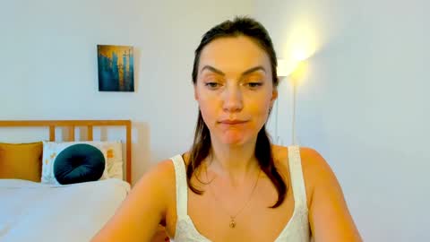 Snapshot of lovelyeemia chatting on 19, 12, 2024 Mia online show from 19, 12, 2024