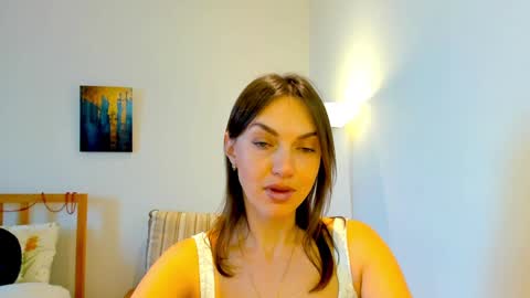 Snapshot of lovelyeemia chatting on 23, 12, 2024 Mia online show from 23, 12, 2024