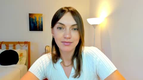Snapshot of lovelyeemia chatting on 25, 12, 2024 Mia online show from 25, 12, 2024