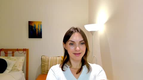 Snapshot of lovelyeemia chatting on 27, 12, 2024 Mia online show from 27, 12, 2024