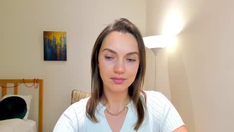 Snapshot of lovelyeemia chatting on 30, 12, 2024 Mia online show from 30, 12, 2024