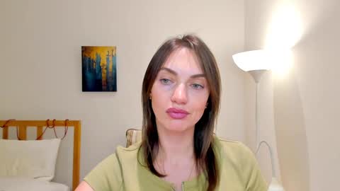 Snapshot of lovelyeemia chatting on 4, 1, 2025 Mia online show from 4, 1, 2025