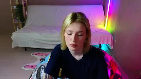 your sweet girls online show from 17, 5, 2026
