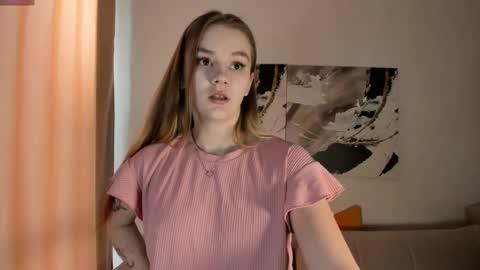 lovelygracee online show from 13, 10, 2025