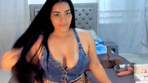 Snapshot of lovelykendall chatting on 17, 1, 2025 Kendall online show from 17, 1, 2025