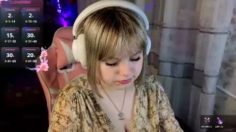 Snapshot of lovelykristii chatting on 15, 6, 2026 hristie online show from 15, 6, 2026