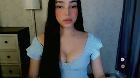 Snapshot of lovelylaiza chatting on 8, 7, 2026 Cutie Laiza online show from 8, 7, 2026