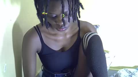 lovelymee2 online show from 28, 9, 2025