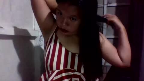 lovelymocha27s online show from 13, 10, 2025