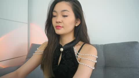 kim online show from 24, 2, 2025