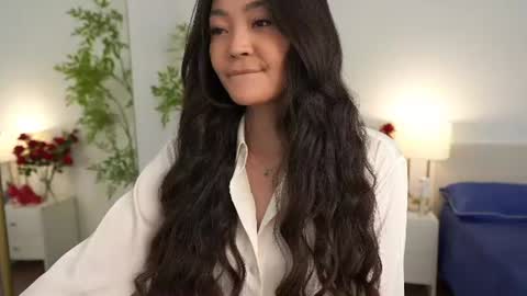 Snapshot of lovelynightt chatting on 29, 6, 2026 kim online show from 29, 6, 2026