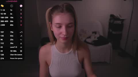 Snapshot of lovelyspacee chatting on 26, 5, 2026 Anna online show from 26, 5, 2026