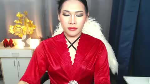 STWEET LINA online show from 4, 2, 2025