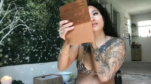 Snapshot of lovelyxmacii chatting on 15, 7, 2026 lovelyxmacii online show from 15, 7, 2026