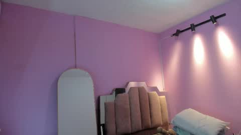 Snapshot of lovequeen02 chatting on 16, 1, 2026 L O V E online show from 16, 1, 2026