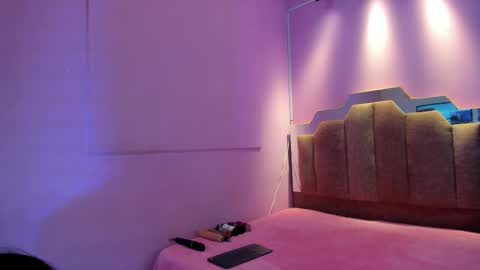 Snapshot of lovequeen02 chatting on 7, 2, 2026 L O V E online show from 7, 2, 2026