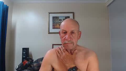Snapshot of lovesblackazz chatting on 26, 9, 2025 Lovesblackazz online show from 26, 9, 2025
