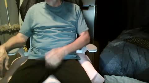 Snapshot of lovesex6565 chatting on 9, 10, 2025 just here to have fun and cum online show from 9, 10, 2025