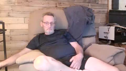 Snapshot of lovesex6565 chatting on 3, 4, 2026 just here to have fun and cum online show from 3, 4, 2026