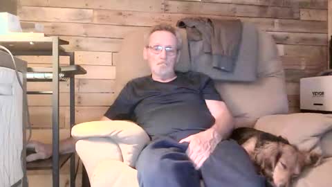 Snapshot of lovesex6565 chatting on 22, 4, 2026 just here to have fun and cum online show from 22, 4, 2026