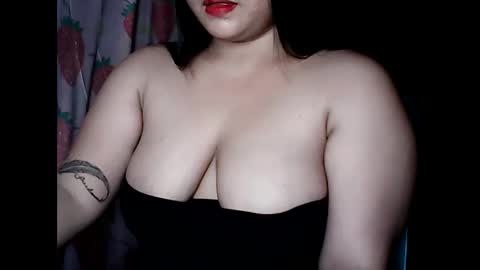 Snapshot of loveslut4u chatting on 12, 1, 2025 Khatty online show from 12, 1, 2025