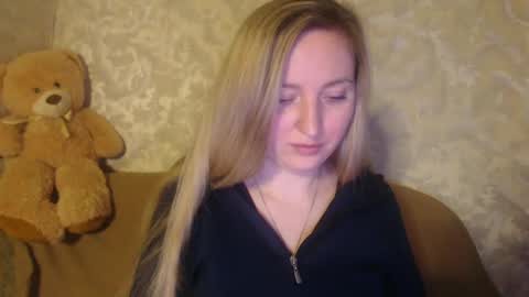 Snapshot of lovesrebecca chatting on 11, 12, 2024 LovesRebecca online show from 11, 12, 2024
