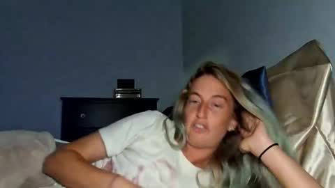 Snapshot of lovetiffany69 chatting on 5, 10, 2025 Abbeyswrld online show from 5, 10, 2025