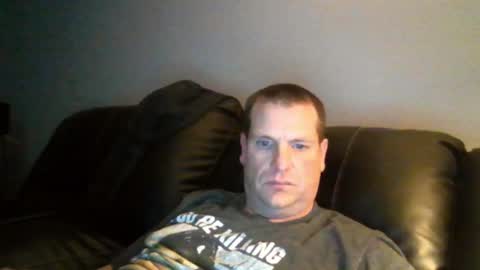 lovetocum37 online show from 18, 1, 2025