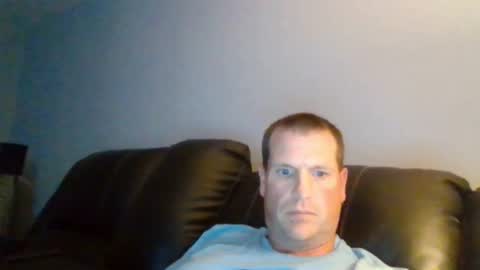 lovetocum37 online show from 22, 9, 2025