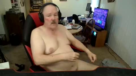 lovetosuckwetpussy online show from 17, 3, 2026