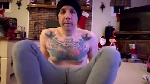 Snapshot of lovewatchingall chatting on 27, 12, 2024 Lovewatchingalls online show from 27, 12, 2024