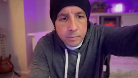 Snapshot of lovewatchingall chatting on 4, 1, 2025 Lovewatchingalls online show from 4, 1, 2025