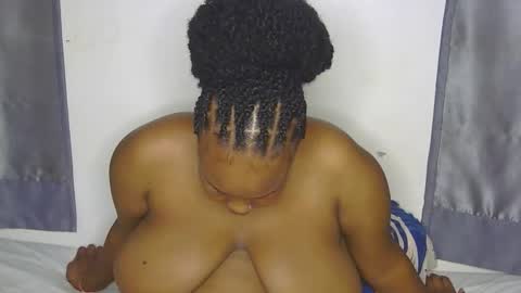 loveytiana online show from 10, 3, 2026