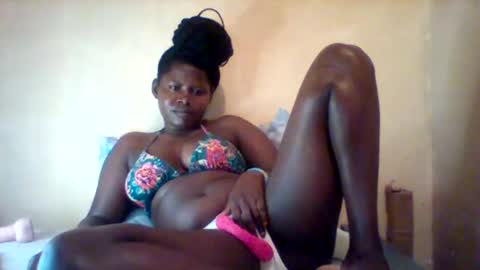 Snapshot of loviett chatting on 22, 4, 2026 loviett online show from 22, 4, 2026