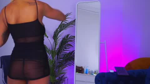 Nora online show from 15, 12, 2024