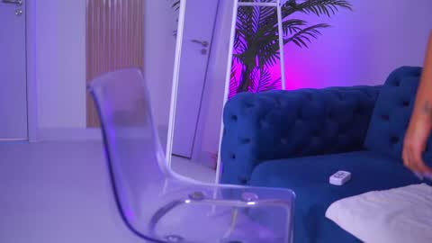 Nora online show from 14, 1, 2025