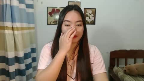 Snapshot of lovvvable_yoj chatting on 18, 12, 2024 lovvvable_yoj online show from 18, 12, 2024