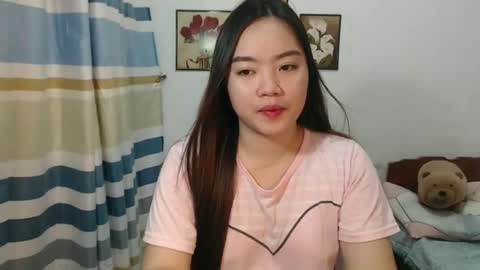 Snapshot of lovvvable_yoj chatting on 6, 1, 2025 lovvvable_yoj online show from 6, 1, 2025
