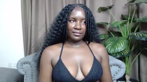 loyalcutie online show from 3, 3, 2025