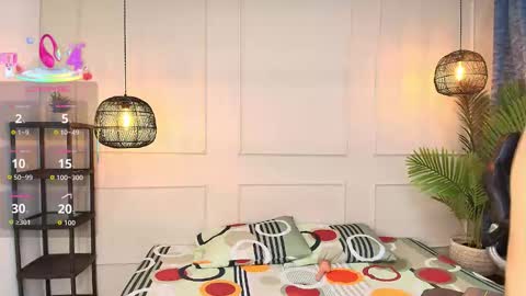 lUAN online show from 24, 10, 2025