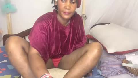 luannecrazy online show from 13, 7, 2026
