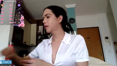 Snapshot of luara_ chatting on 21, 5, 2026 luara_ online show from 21, 5, 2026