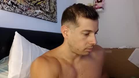 luca23millo90 online show from 5, 1, 2026