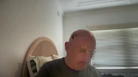 lucas10004 online show from 9, 1, 2025