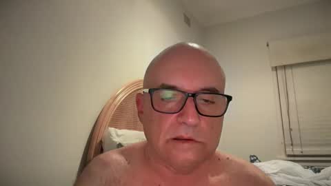 lucas10004 online show from 19, 2, 2025