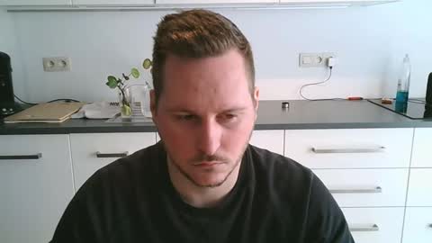 Lucas online show from 4, 3, 2025