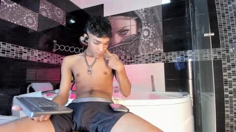Snapshot of lucas_blaze3 chatting on 24, 9, 2025 lucas_blaze3 online show from 24, 9, 2025